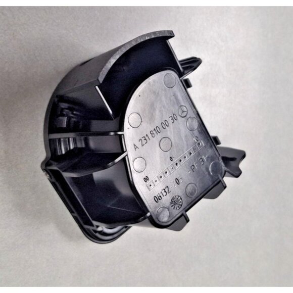 2005-2020 Mercedes-Benz Ashtray Pot 231-810-00-30 - Picture 9 of 9
